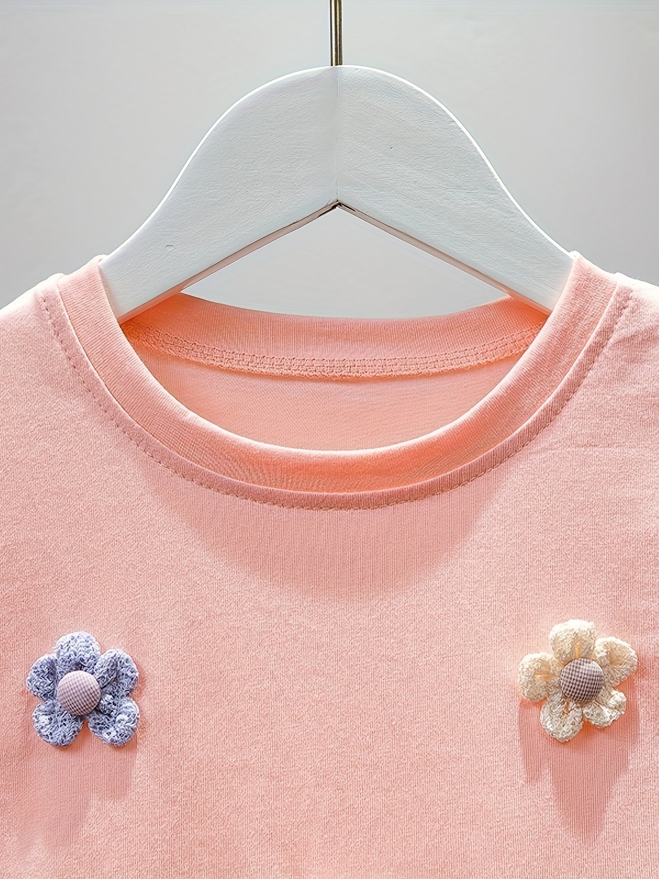 T-shirt met Geborduurde Bloemen